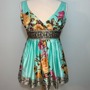 Forever 21 Tops - Gorgeous Beaded waistline v neck baby doll tank Forever 21 Tops - Gorgeous Beaded waistline v neck baby doll tank
